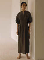 画像をギャラリービューアに読み込む, JACQURD TUCK SLEEVE DRESS
