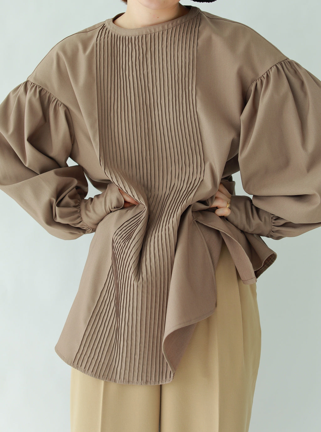 PIN TUCK BLOUSE