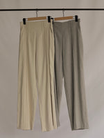 画像をギャラリービューアに読み込む, HIGH WAIST PIN TUCK PANTS
